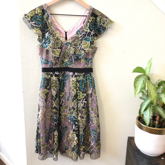 Donna Morgan Embroidered Tulle V-Neck A-Line Dress - Picture 3 of 9